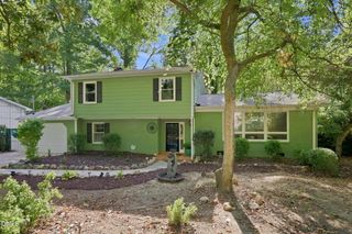 4904 Brookhurst Place, Raleigh, NC 27609