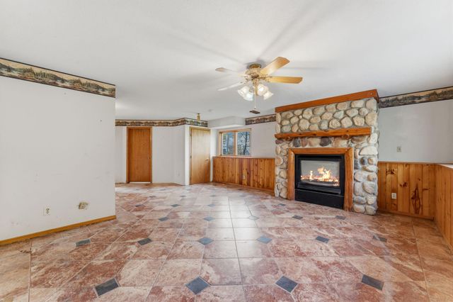 8568 Chanhassen Hills Drive S, Chanhassen, MN 55317