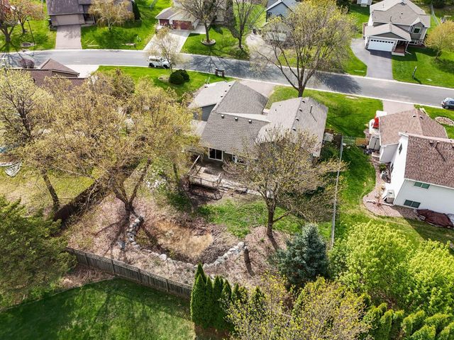 8568 Chanhassen Hills Drive S, Chanhassen, MN 55317