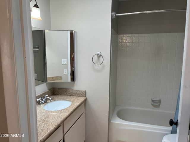 9334 E Sun Lakes Boulevard N, Sun Lakes, AZ 85248