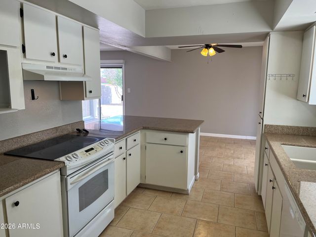 9334 E Sun Lakes Boulevard N, Sun Lakes, AZ 85248