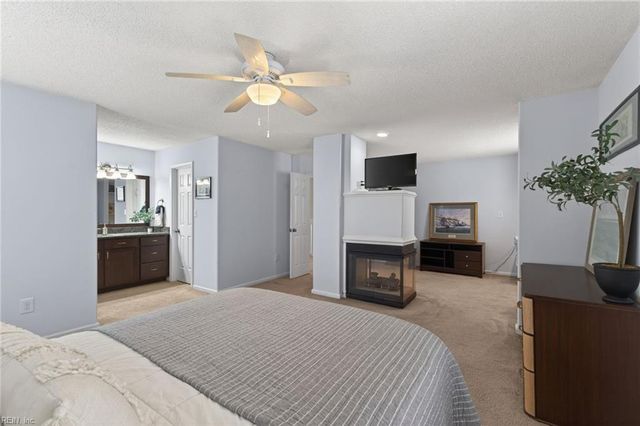 5500 Fountain CT, Virginia Beach, VA 23462