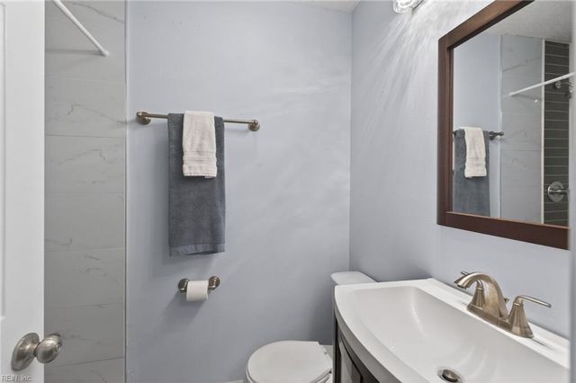 5500 Fountain CT, Virginia Beach, VA 23462