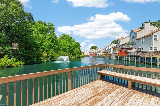 5500 Fountain CT, Virginia Beach, VA 23462