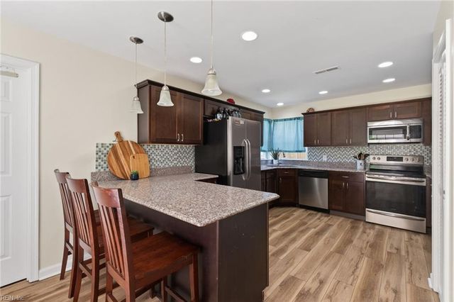 5500 Fountain CT, Virginia Beach, VA 23462