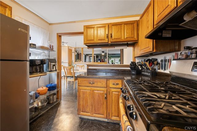 101 Crysler Drive, Manlius, NY 13057