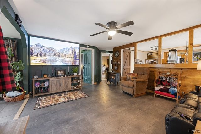 101 Crysler Drive, Manlius, NY 13057