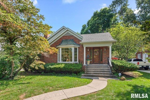 1326 S PARK Avenue, Springfield, IL 62704