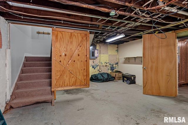 1326 S PARK Avenue, Springfield, IL 62704