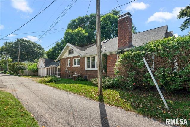 1326 S PARK Avenue, Springfield, IL 62704
