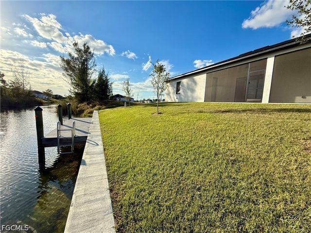 2006 NW 21st ST, Cape Coral, FL 33993