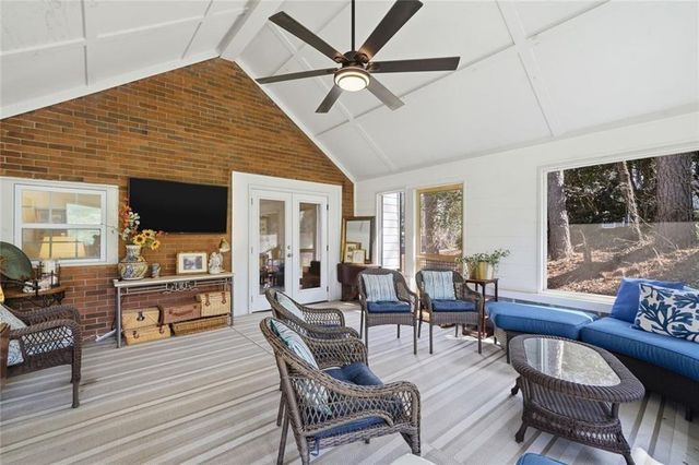 1562 Hillhaven Drive, Marietta, GA 30062