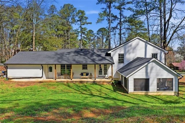 1562 Hillhaven Drive, Marietta, GA 30062