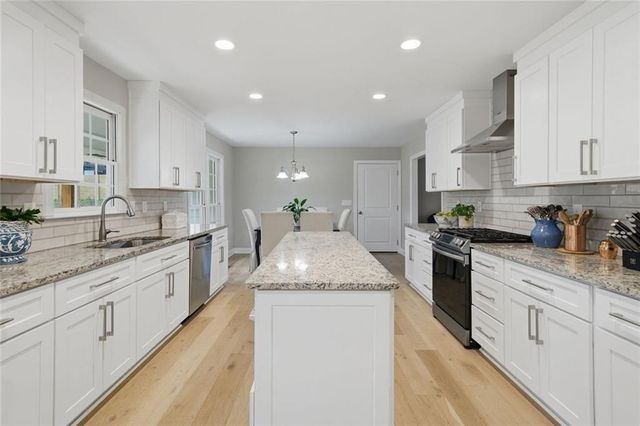 1562 Hillhaven Drive, Marietta, GA 30062