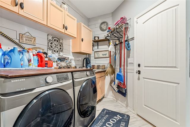 1411 E Seneca Way, Fort Mohave, AZ 86426