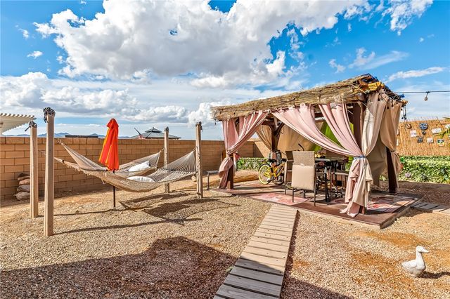 1411 E Seneca Way, Fort Mohave, AZ 86426