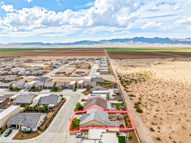 1411 E Seneca Way, Fort Mohave, AZ 86426