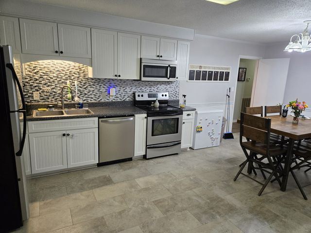 444 Bryan Rd, Clarksville, TN 37043