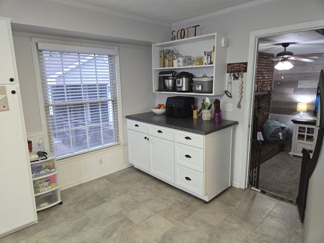 444 Bryan Rd, Clarksville, TN 37043