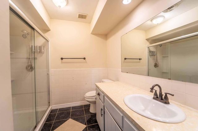 5486 S Clay Avenue, Springfield, MO 65810
