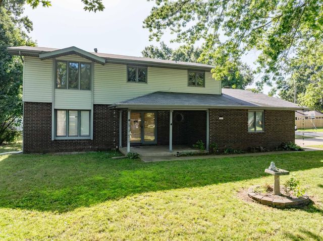 5486 S Clay Avenue, Springfield, MO 65810