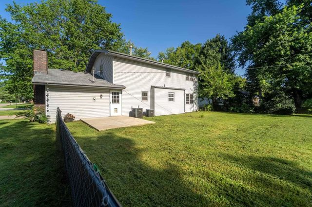 5486 S Clay Avenue, Springfield, MO 65810