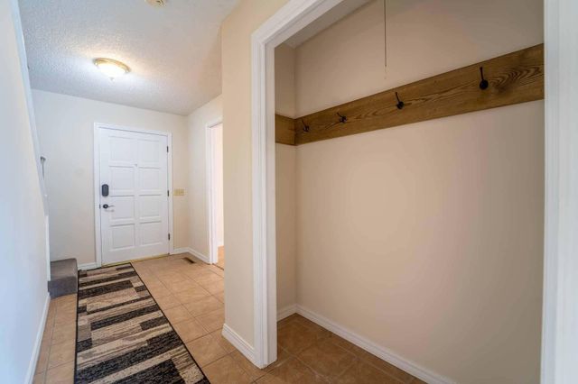 5486 S Clay Avenue, Springfield, MO 65810