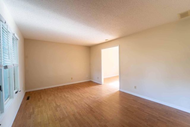 5486 S Clay Avenue, Springfield, MO 65810