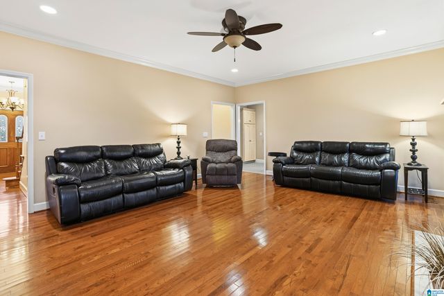 546 KENNEDY ROAD, Gardendale, AL 35071