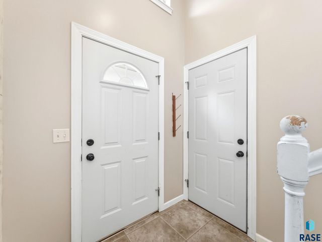 7409 W 50th St Street, Sioux Falls, SD 57106