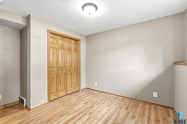 7409 W 50th St Street, Sioux Falls, SD 57106