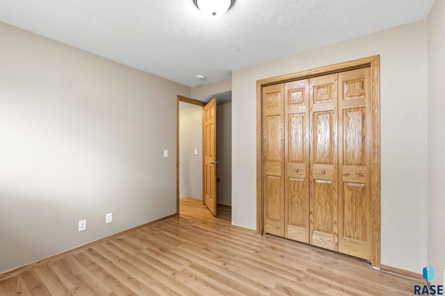 7409 W 50th St Street, Sioux Falls, SD 57106