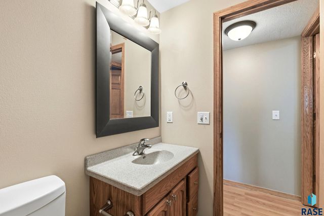 7409 W 50th St Street, Sioux Falls, SD 57106
