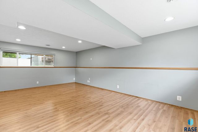 7409 W 50th St Street, Sioux Falls, SD 57106