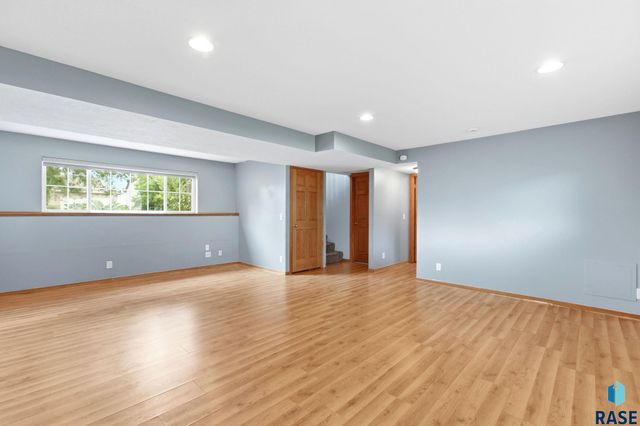 7409 W 50th St Street, Sioux Falls, SD 57106