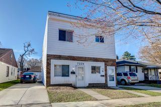 7228 Chalmers Avenue Upper, Warren, MI 48091