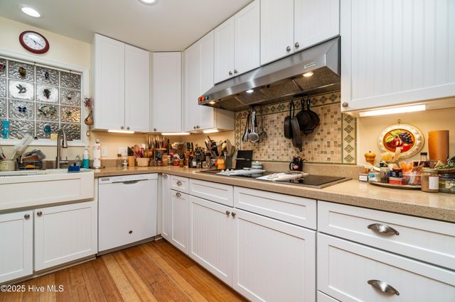 76 Beach Drive, Arapahoe, NC 28510