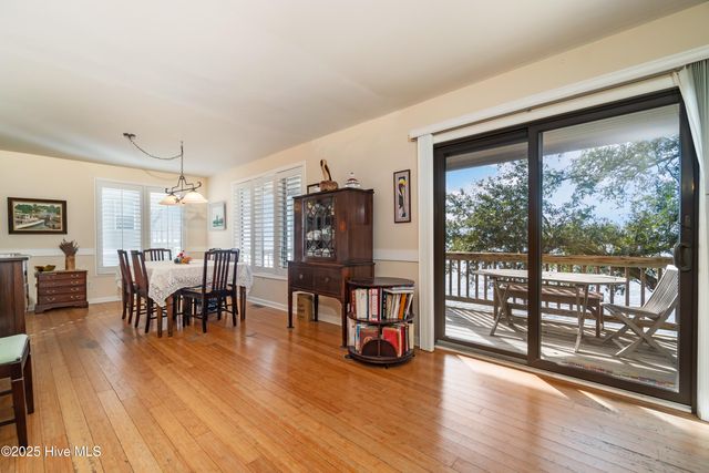 76 Beach Drive, Arapahoe, NC 28510