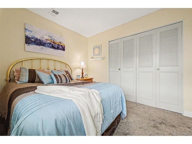 9972 Appletree Pl, Thornton, CO 80260
