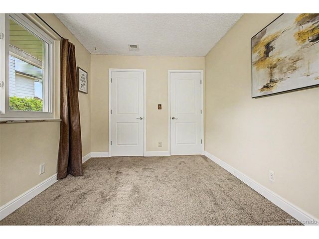 9972 Appletree Pl, Thornton, CO 80260
