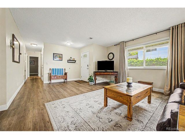 9972 Appletree Pl, Thornton, CO 80260