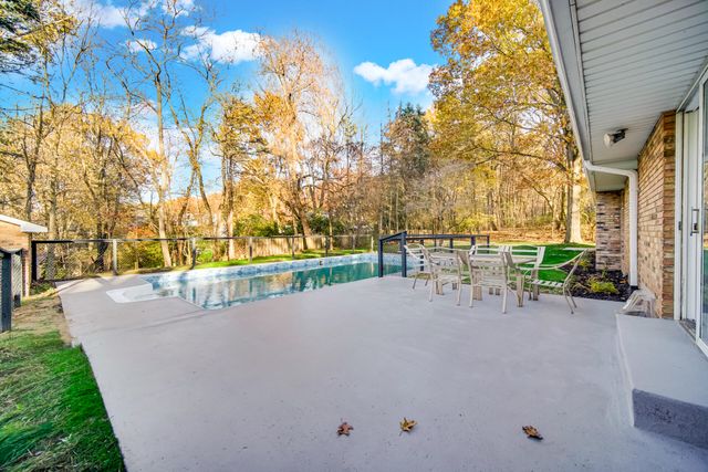 5611 W Vintage Hills Trail, La Porte, IN 46350