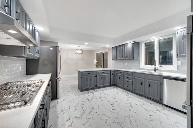 5611 W Vintage Hills Trail, La Porte, IN 46350