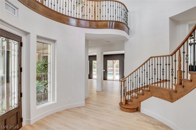 401 Grand Augusta Lane, Las Vegas, NV 89144