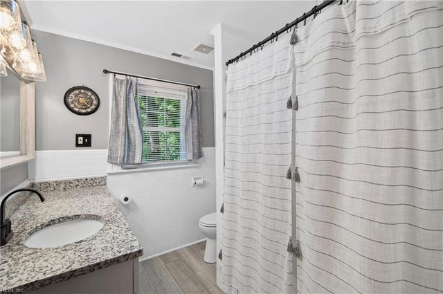 222 Hollywood AVE, Hampton, VA 23661