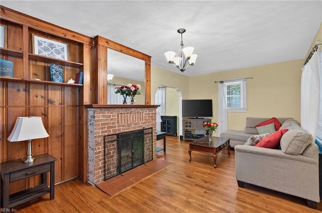 222 Hollywood AVE, Hampton, VA 23661