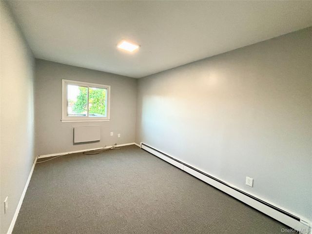 256-20 Craft Avenue 2nd Floor, Rosedale, NY 11422