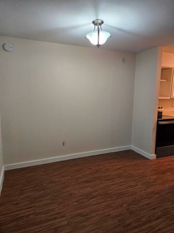 2015 Warnford Place, Arlington, TX 76015