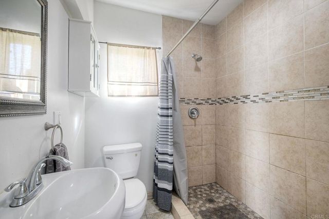 414 W 9th Avenue, Escondido, CA 92025