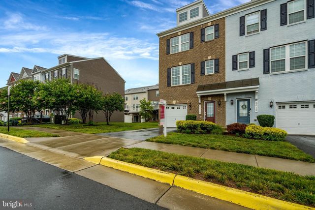 6018 CAMERONS FERRY DR, Haymarket, VA 20169